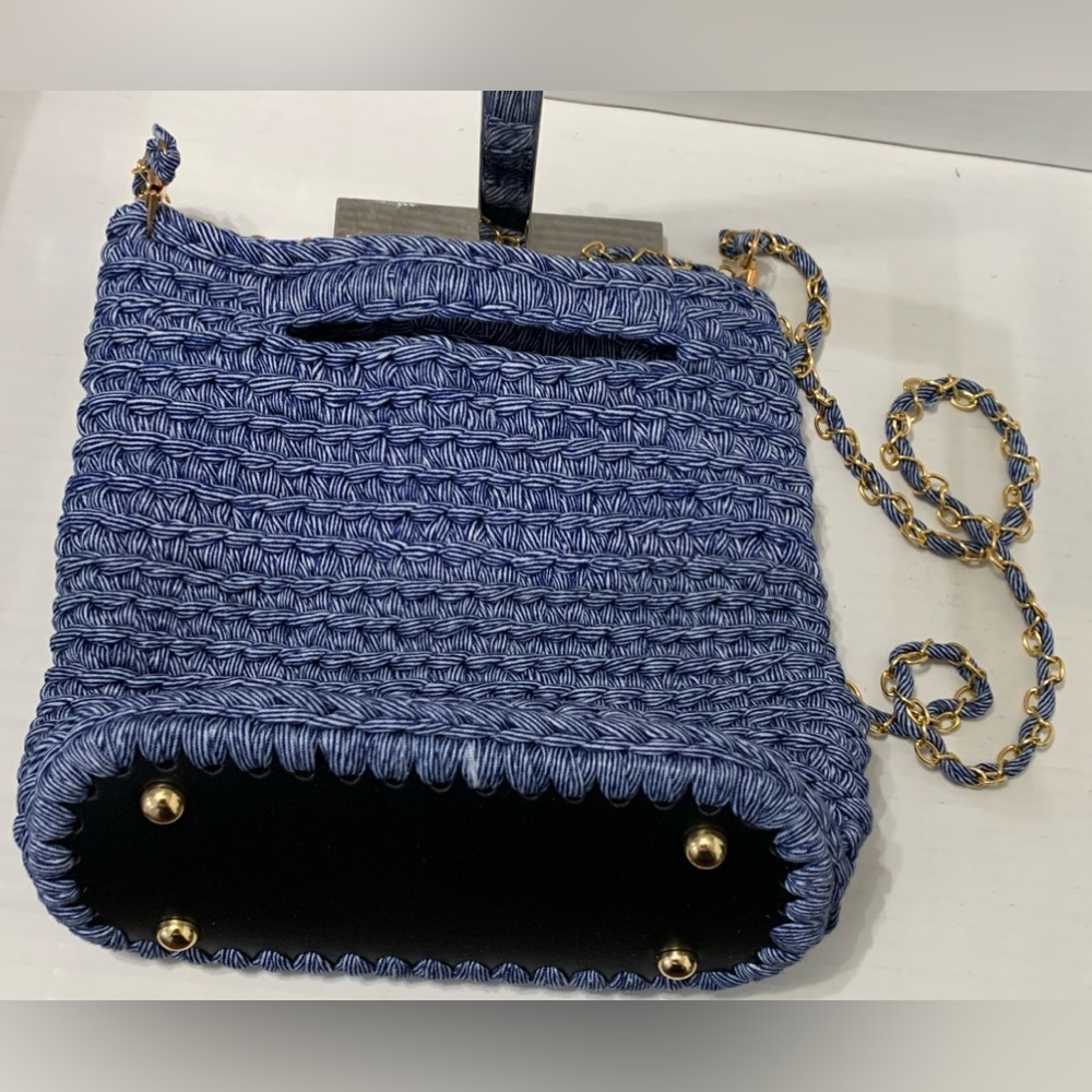 Navy Blue Shoulder Bag with Woven Texture and Chain Strap